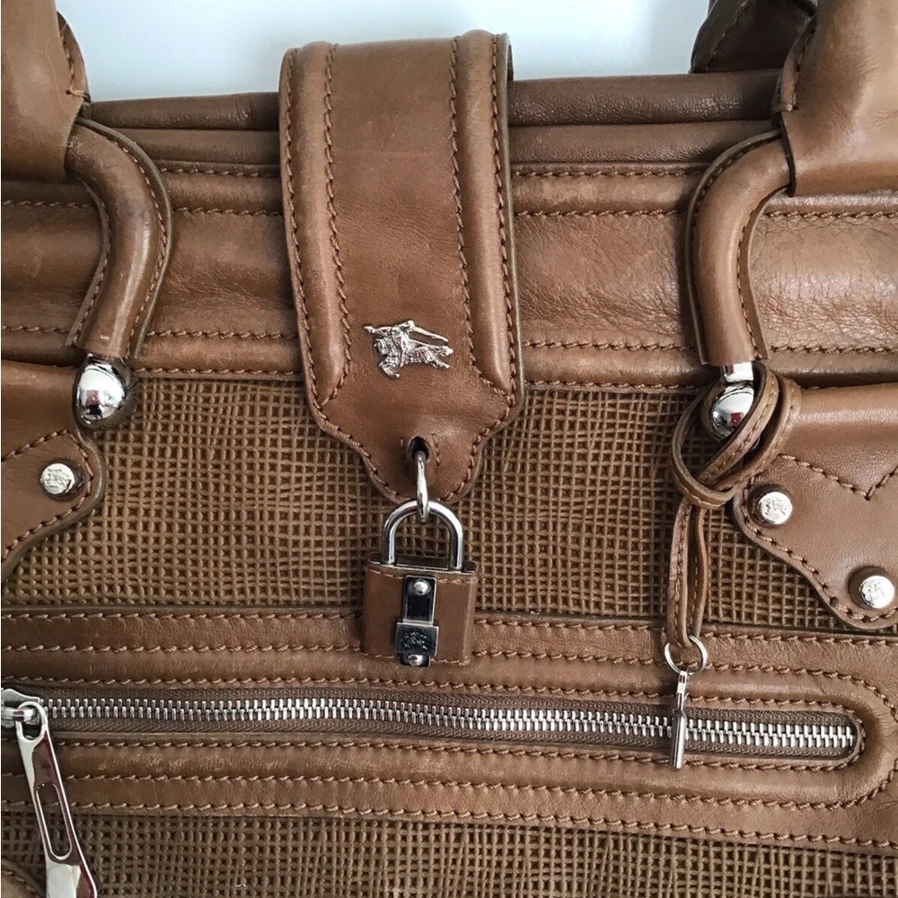 Burberry Quilted Manor Large Tote Bag in Tan Perforated Silver Accents - Picture 8 of 9